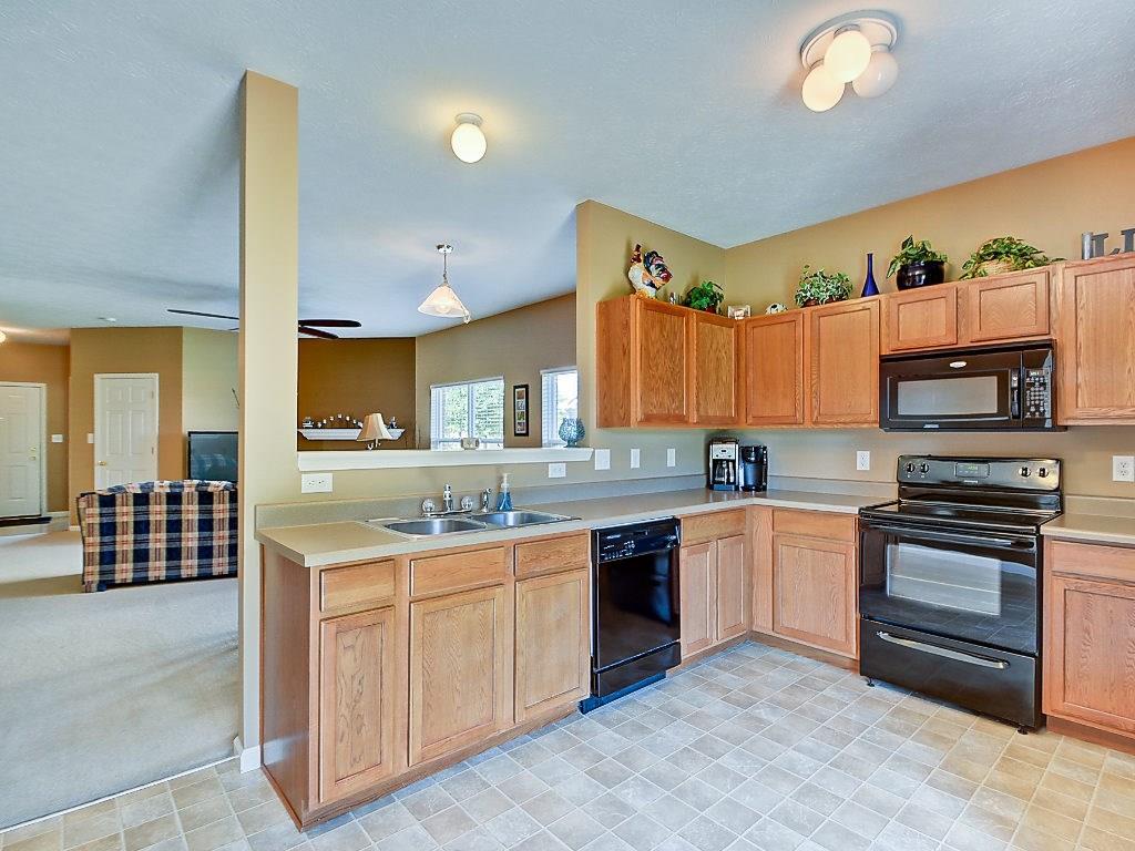 13377 Kimberlite Drive Fishers, IN 46038 - Photo 6 of 24