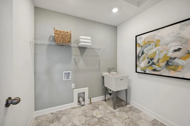 $571,260 | 2376 Rock Elm Road, Shakopee, MN 55379