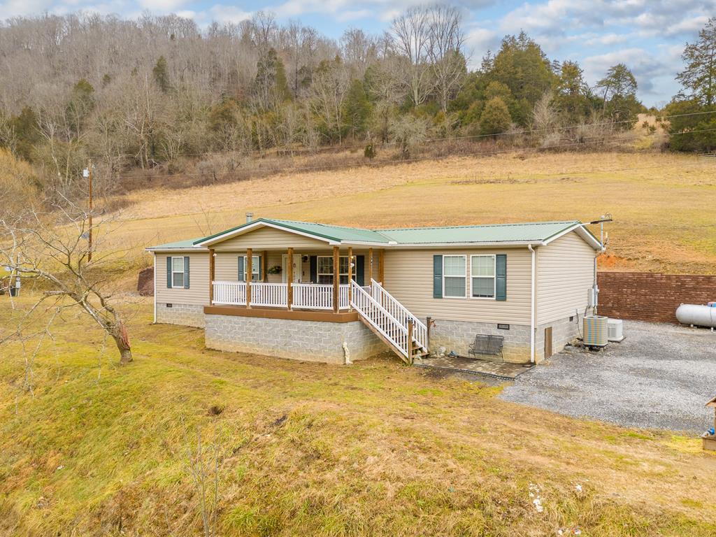 638 Shepard Hollow Road Honaker, VA 24260 - Photo 1 of 75 Gallery Image 1