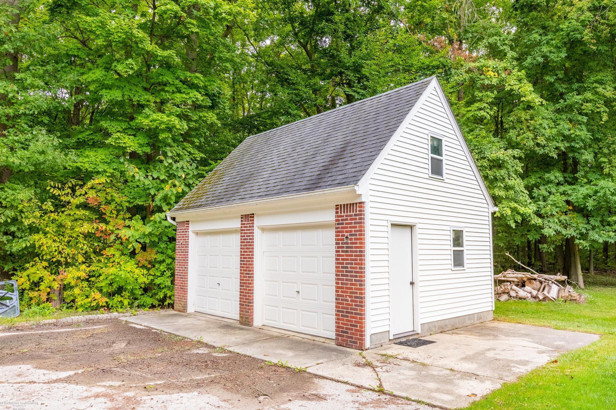 16600 Bordman Road Armada, MI 48005 - Photo 29 of 41 50091532-28.JPG