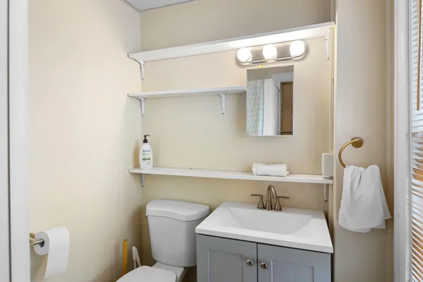 $350,000 | 36 Masonic Street, Rockland, ME 04841