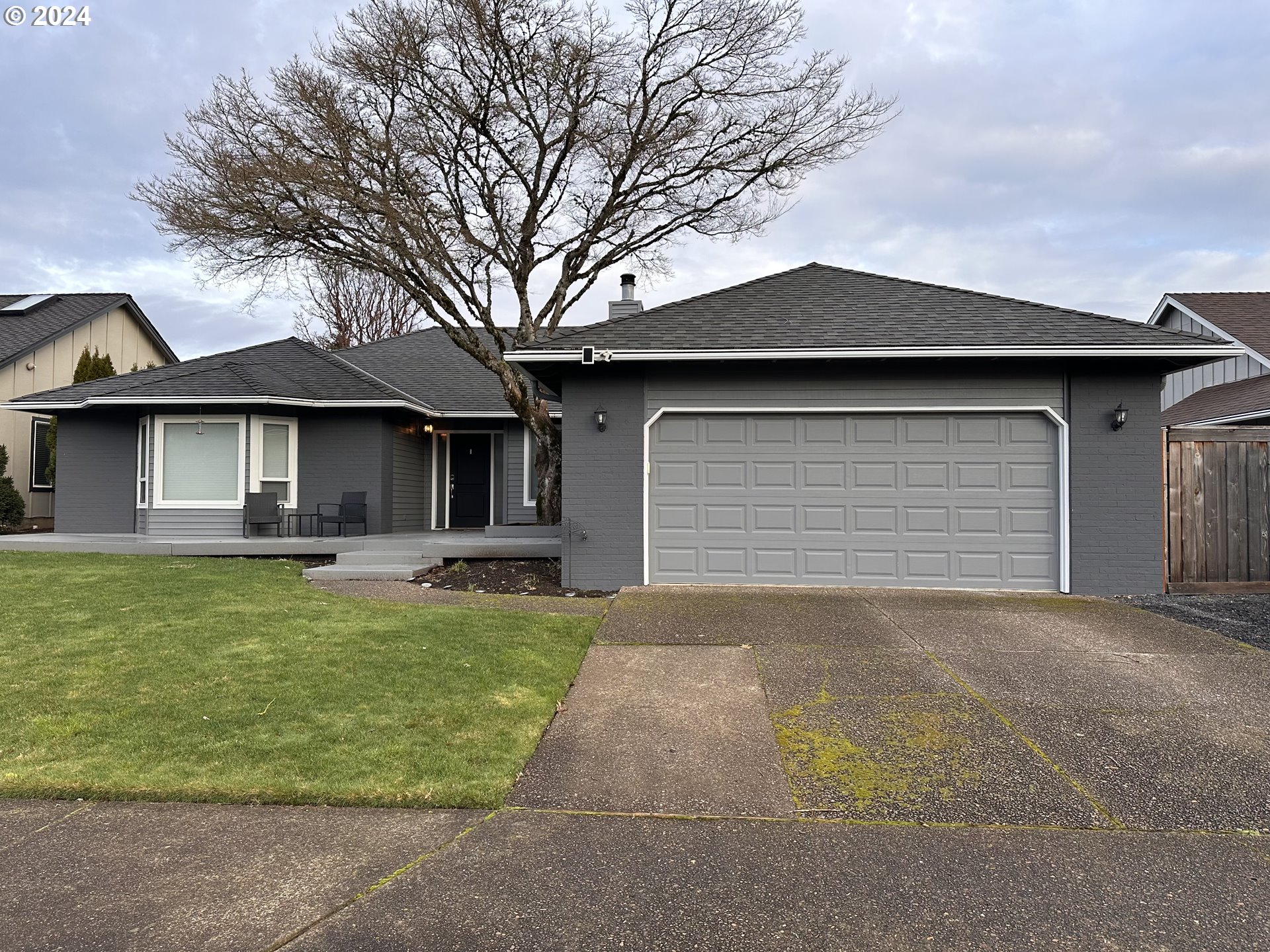 5789 Southwest Calusa Loop Tualatin, OR 97062 - Photo 1 of 27 Gallery Image 1
