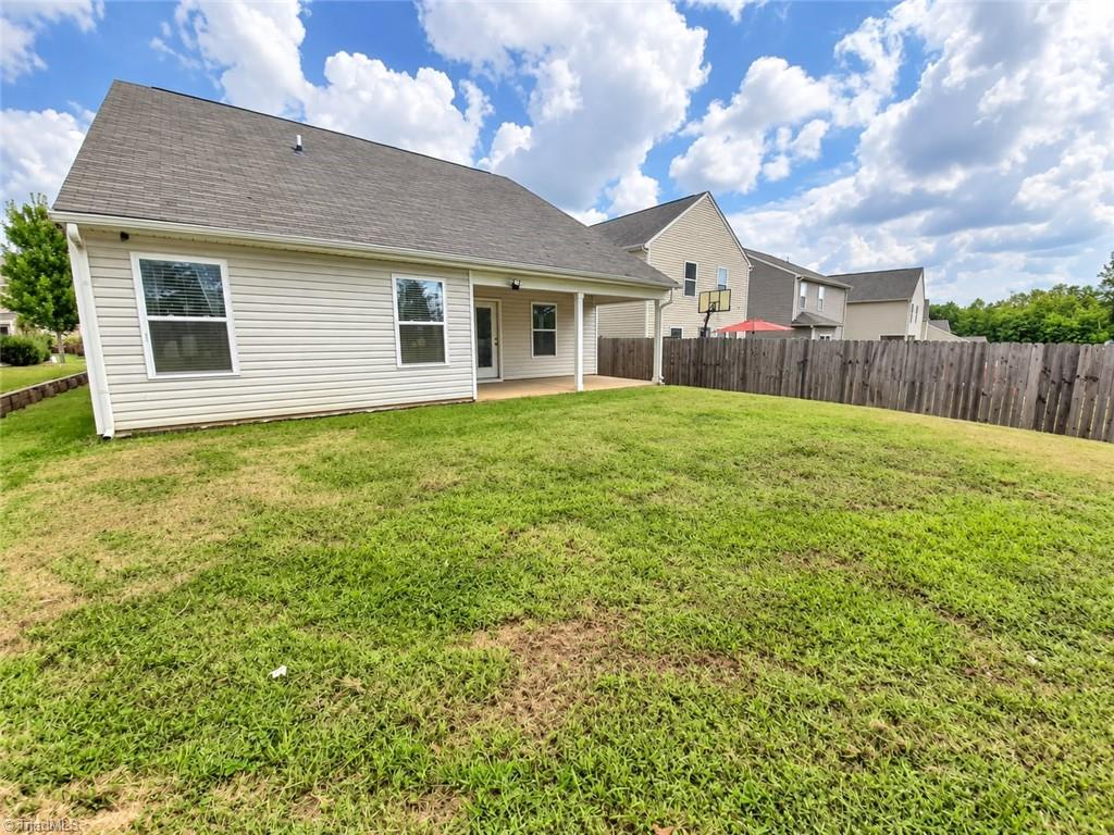 1089 Bitting Hall Circle Rural Hall, NC 27045 - Photo 17 of 19 Gallery Image 17