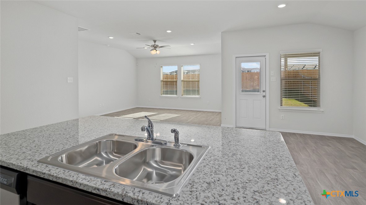 1419 Victory Rnch Trail Killeen, TX 76549 - Photo 7 of 24