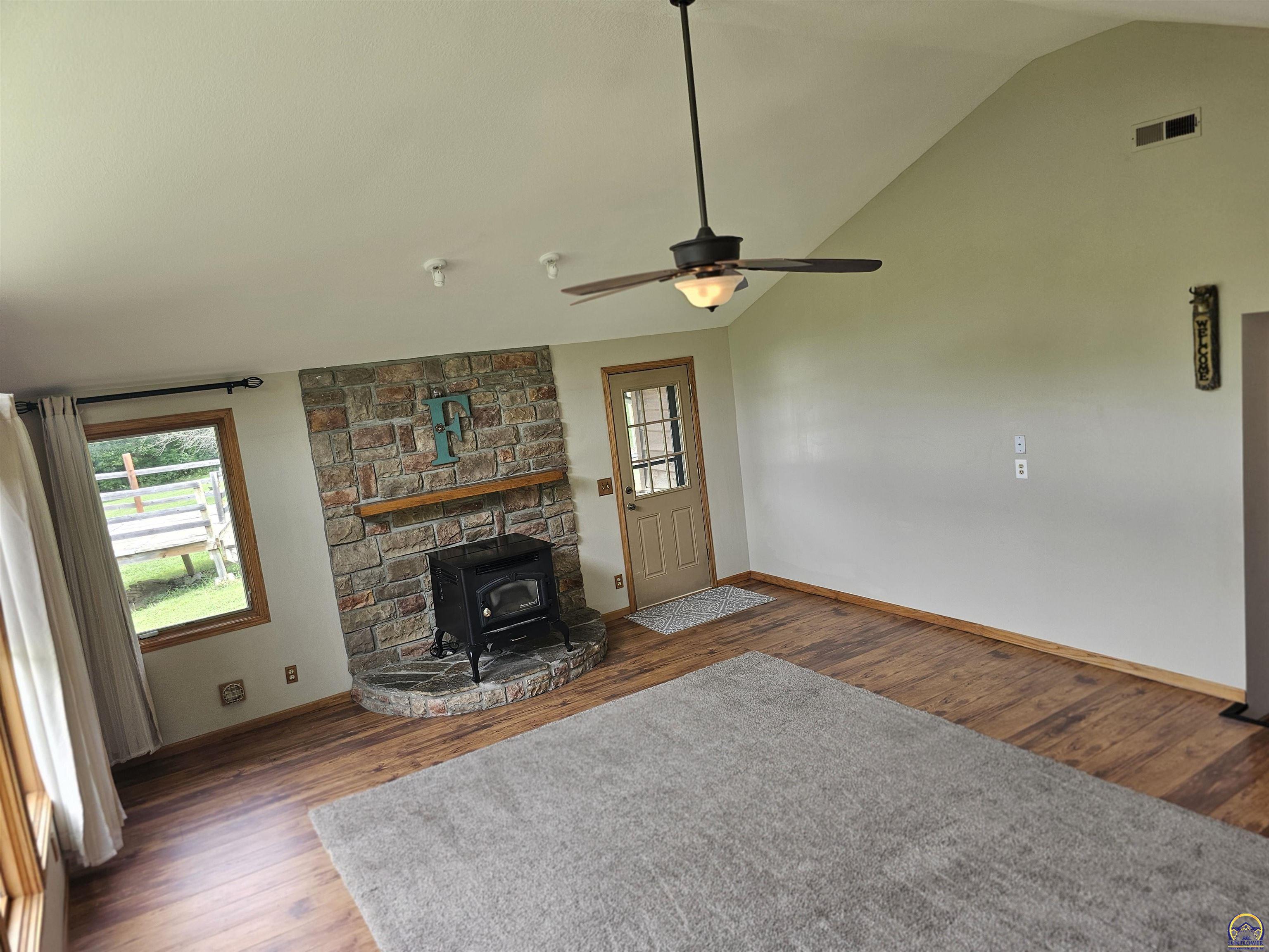 7030 Northwest Valencia Road Silver Lake, KS 66539 - Photo 27 of 96 Gallery Image 27