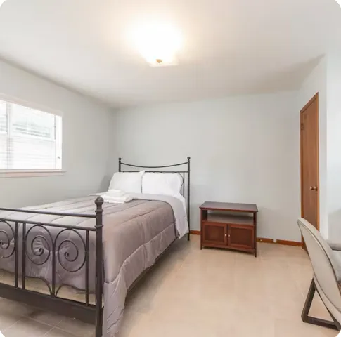 $1,800 | 5542 Turtle Creek Road, Houston, TX 77017