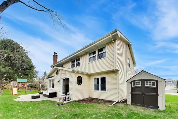$599,900 | 5S671 Buttonwood Court, Naperville, IL 60540