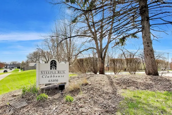 $599,900 | 5S671 Buttonwood Court, Naperville, IL 60540