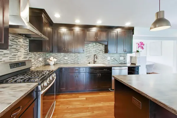 $599,900 | 5S671 Buttonwood Court, Naperville, IL 60540