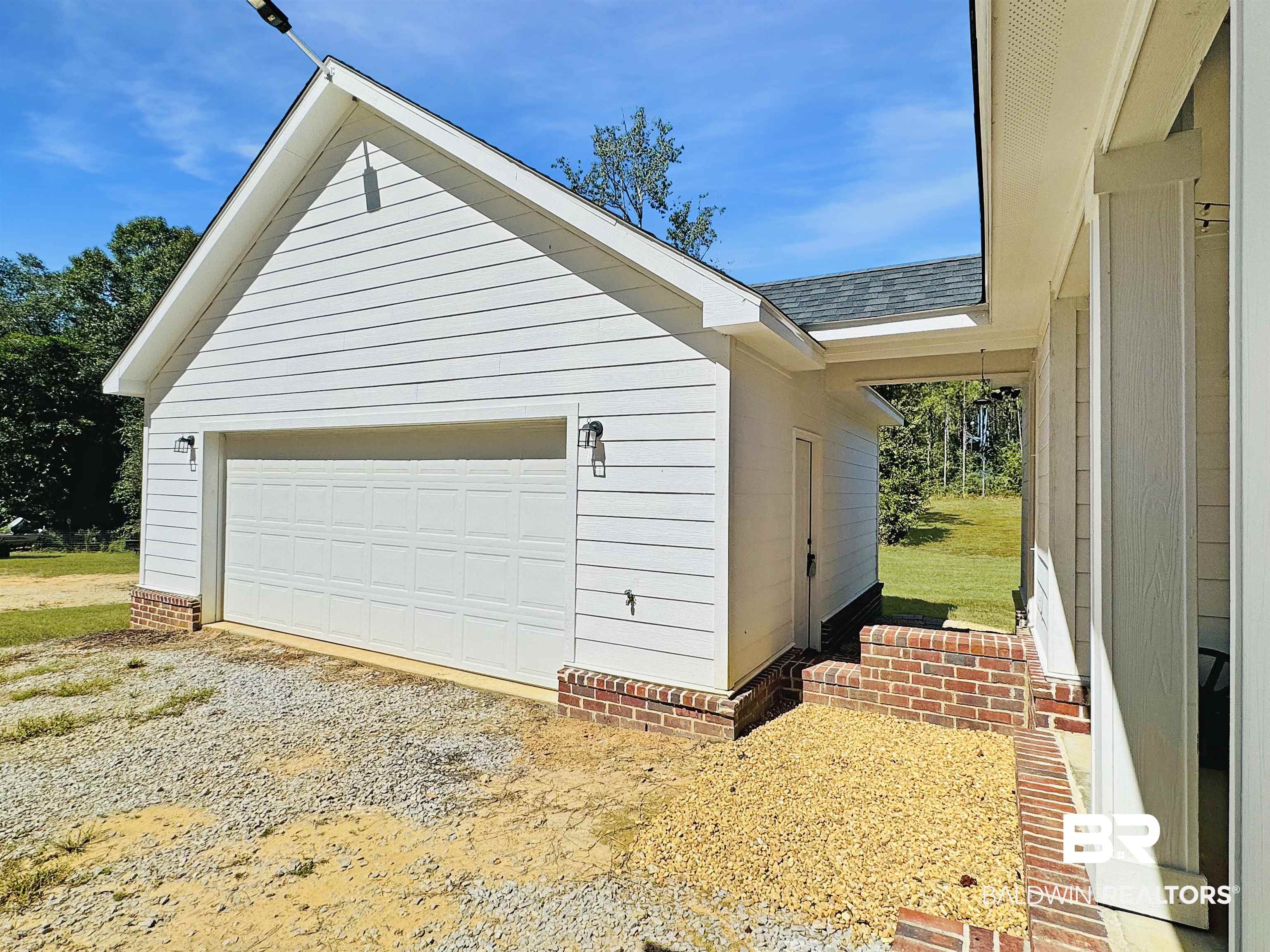 30687 Brady Road Robertsdale, AL 36567 - Photo 38 of 53 Garage