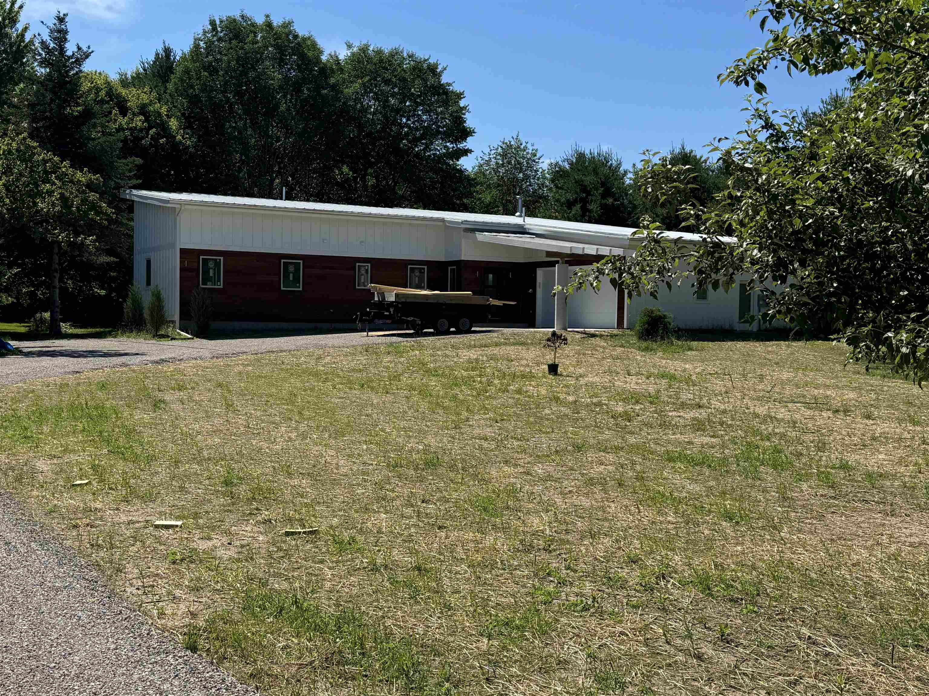 4585 Ski View Circle Cedar, MI 49621 - Photo 20 of 24 1924346-31a777ac-d9b5-4964-b678-4fe36ced3360.JPG