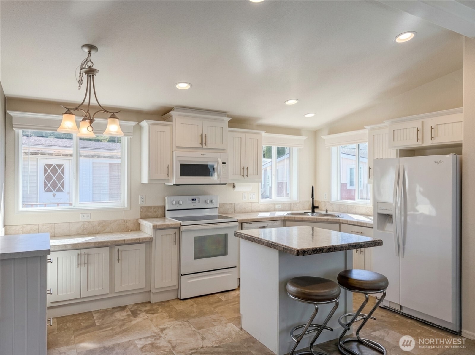 15256 Pine Drive Renton, WA 98058 - Photo 2 of 12