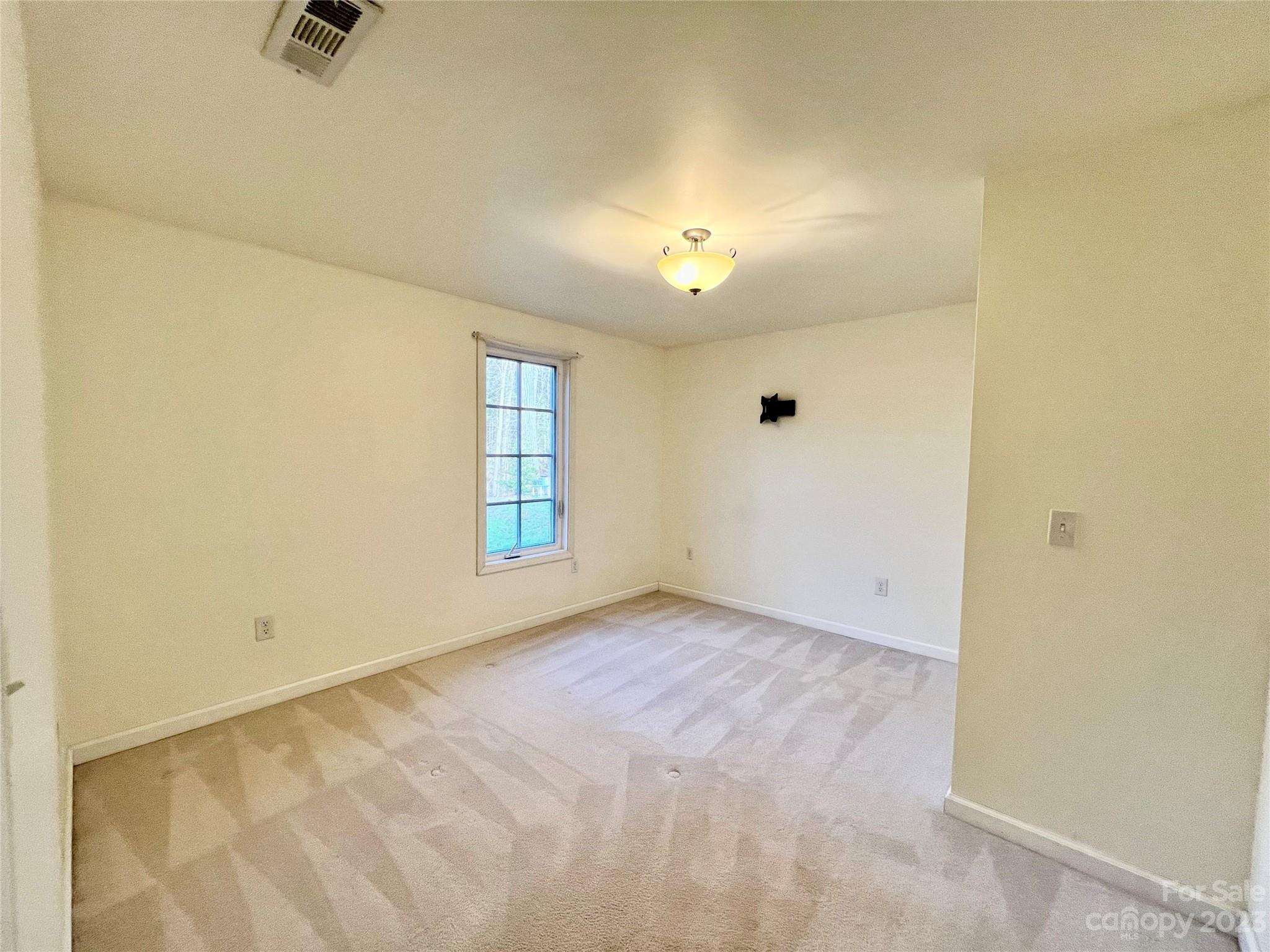 3413 Cedar Circle Road Lancaster, SC 29720 - Photo 35 of 45 an empty room with windows