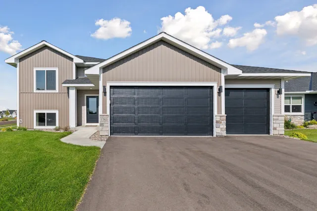 $499,900 | 1763 Spruce Street, Farmington, MN 55024