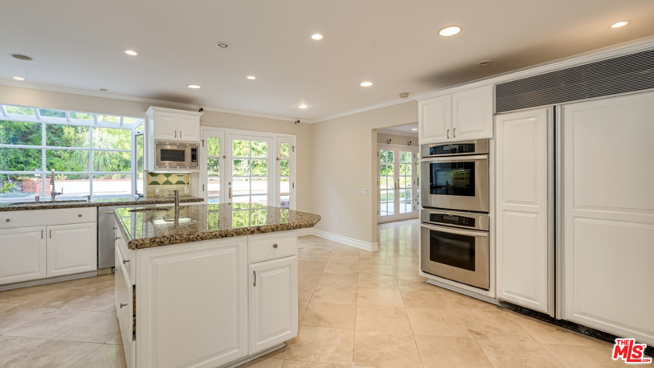 9705 Moorgate Road Beverly Hills, CA 90210 - Photo 11 of 33 Gallery Image 11