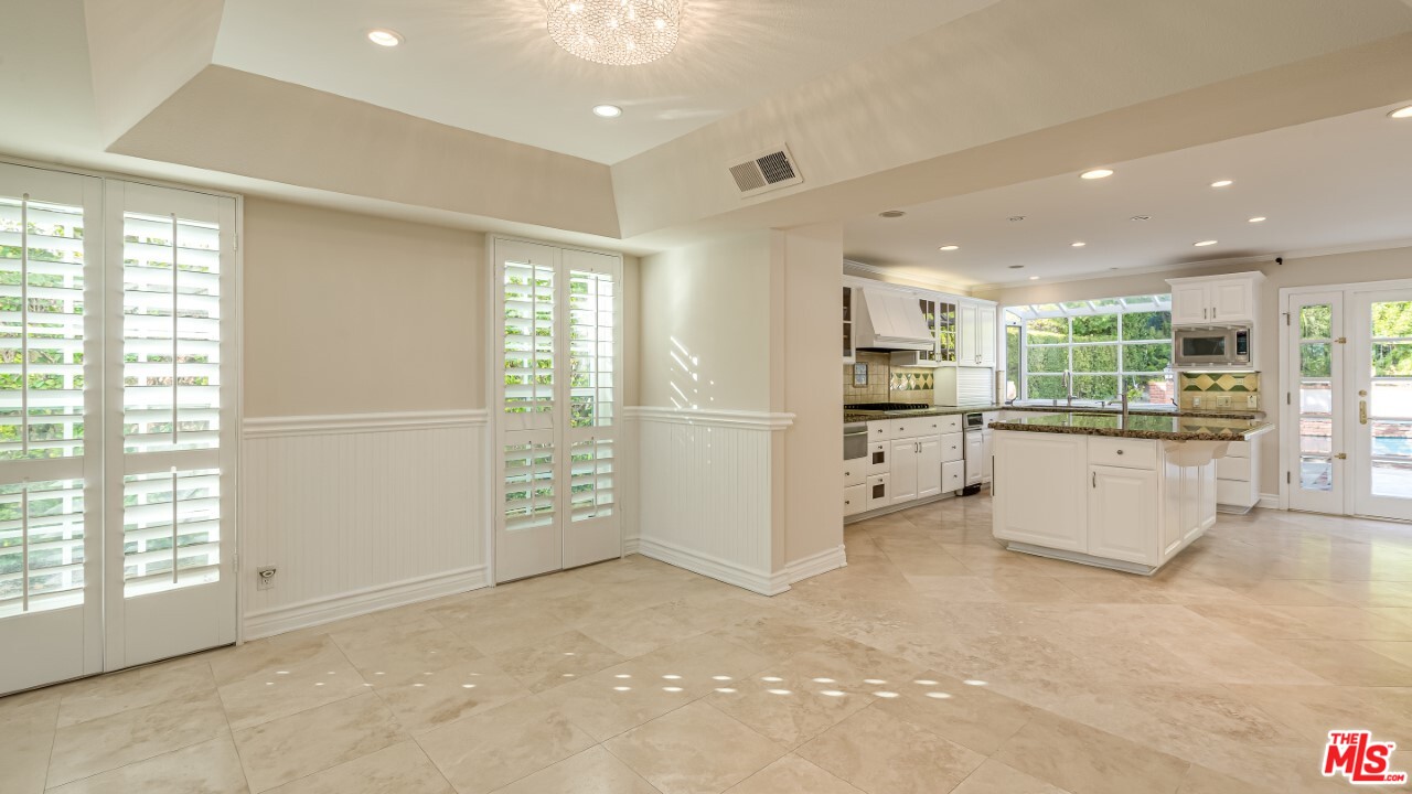 9705 Moorgate Road Beverly Hills, CA 90210 - Photo 12 of 33 Gallery Image 12