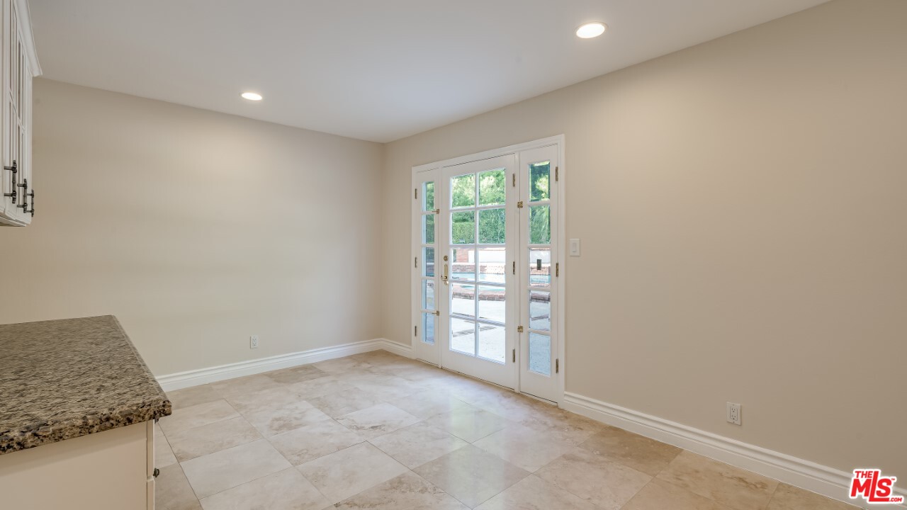 9705 Moorgate Road Beverly Hills, CA 90210 - Photo 19 of 33 Gallery Image 19