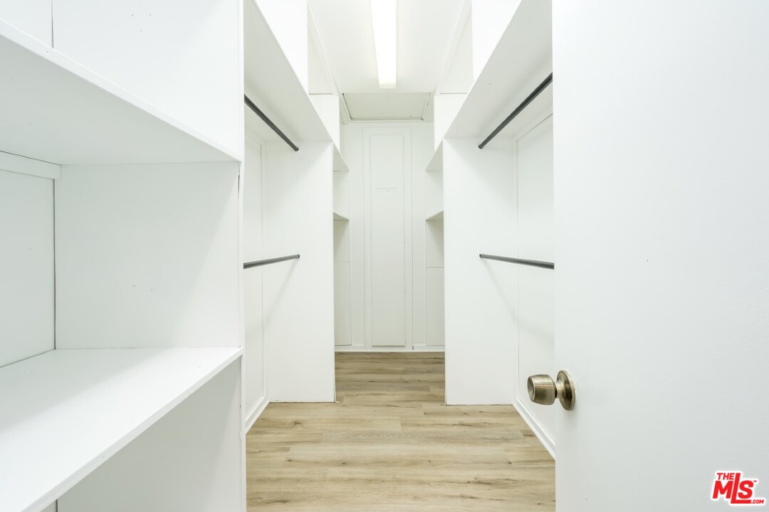 9705 Moorgate Road Beverly Hills, CA 90210 - Photo 28 of 33 Gallery Image 28