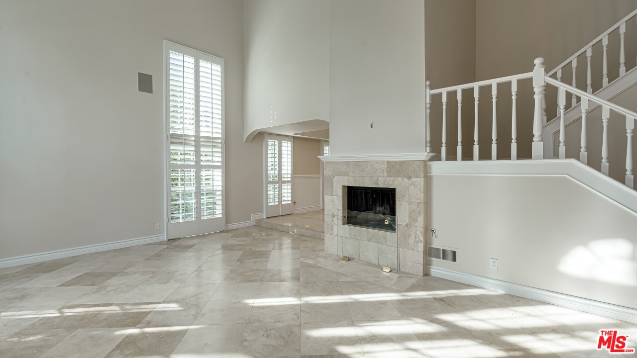 9705 Moorgate Road Beverly Hills, CA 90210 - Photo 6 of 33 Gallery Image 6
