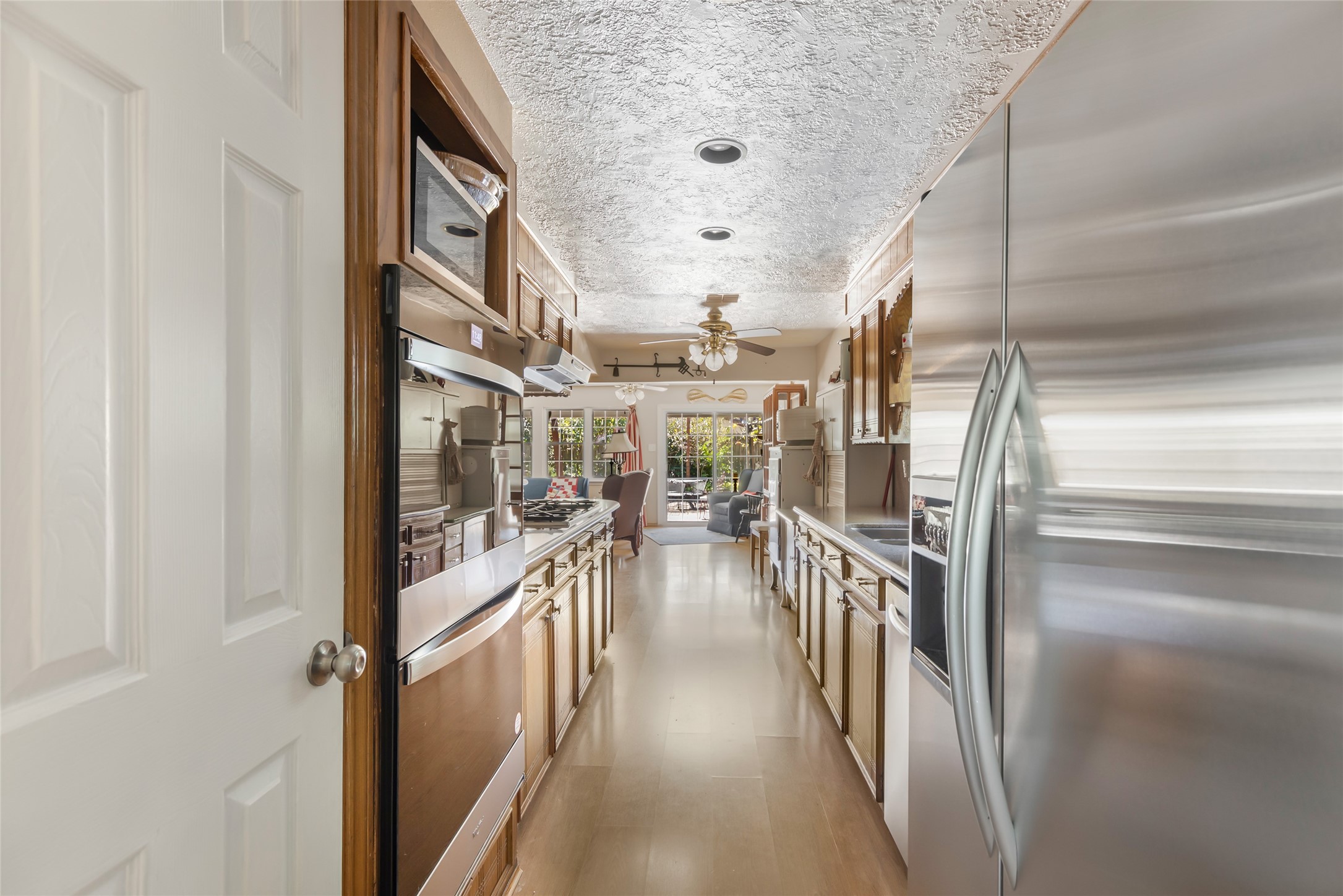 14510 Foxford Way Houston, TX 77015 - Photo 13 of 37 a view of a interior of the house