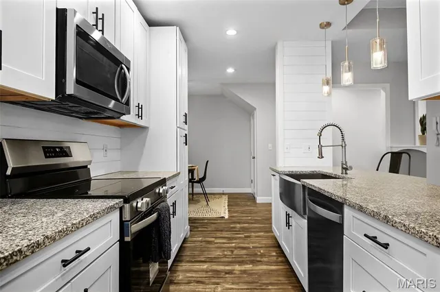 $299,900 | 4250 Lindell Boulevard, Unit A, St. Louis, MO 63108