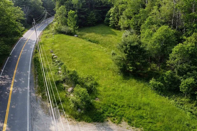 $275,000 | 464 Wadleigh Falls Road, Newmarket, NH 03857