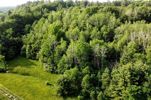 $275,000 | 464 Wadleigh Falls Road, Newmarket, NH 03857