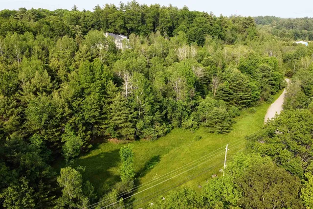 $275,000 | 464 Wadleigh Falls Road, Newmarket, NH 03857