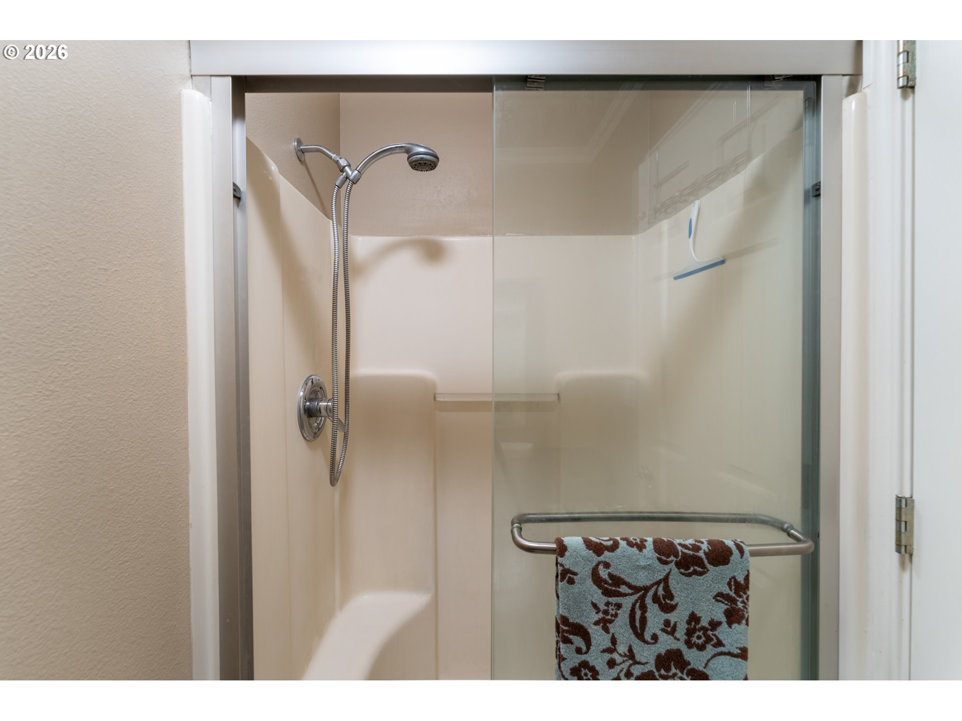 9640 Southwest 151st Avenue Beaverton, OR 97007 - Photo 22 of 37