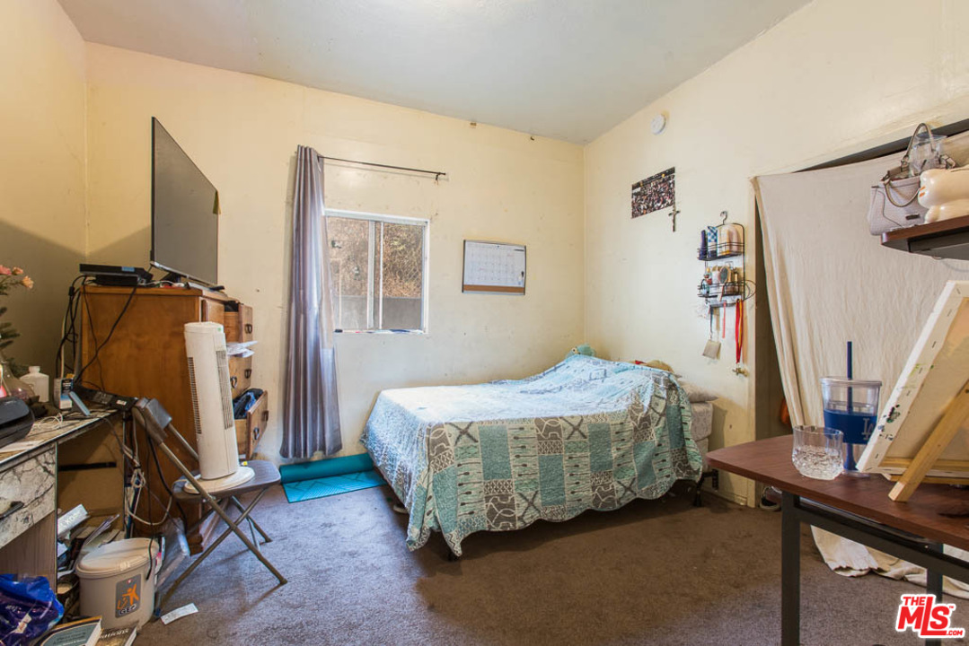 156 South Pecan Street Los Angeles, CA 90033 - Photo 19 of 19