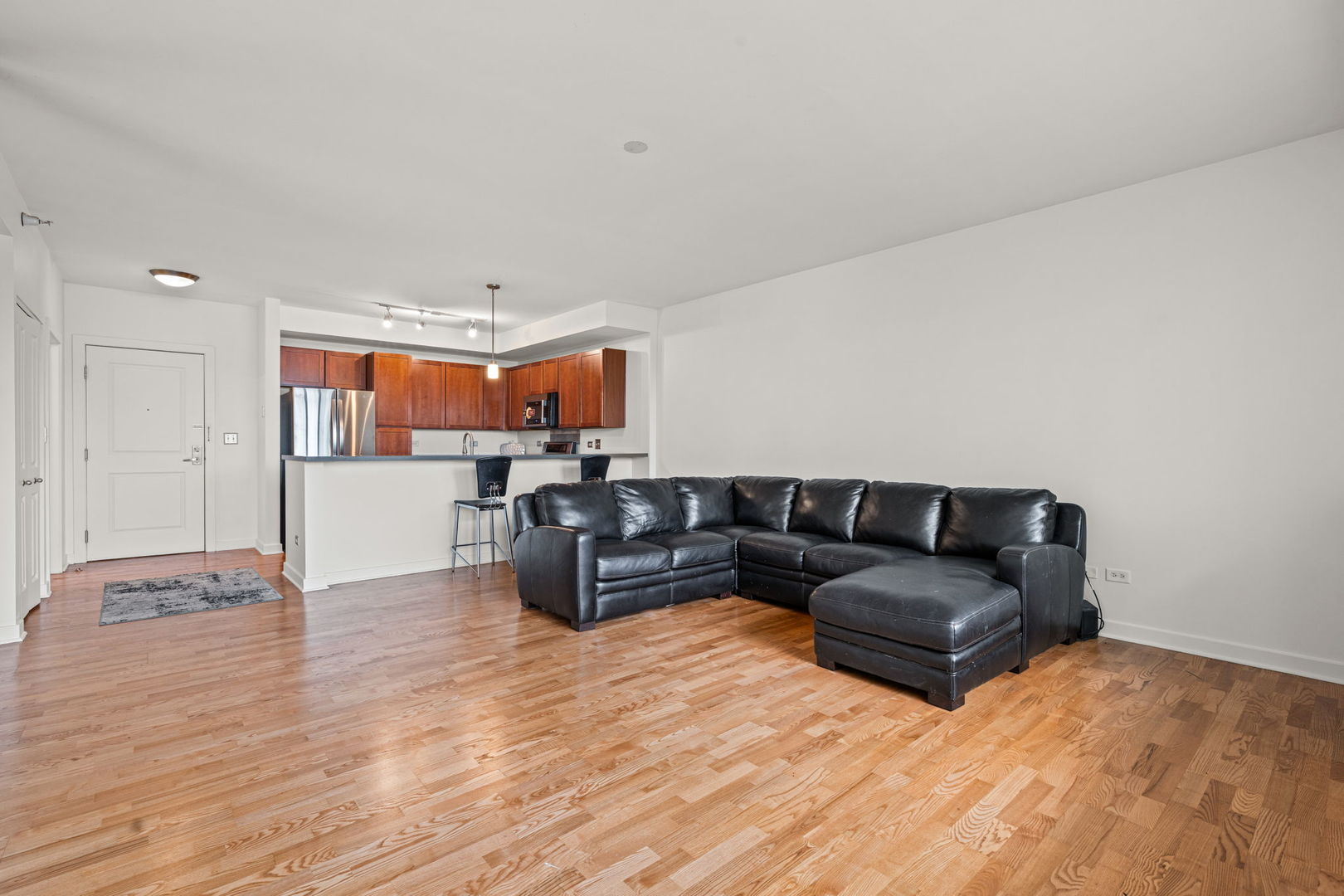 1905 South Wolf Road, Unit 209 Hillside, IL 60162 - Photo 6 of 16