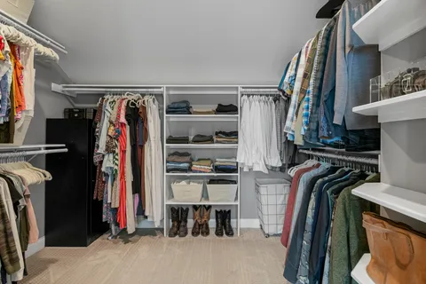 $900,000 | 229 Huck Finn Trail, Dripping Springs, TX 78620