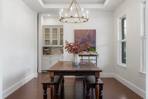 $900,000 | 229 Huck Finn Trail, Dripping Springs, TX 78620