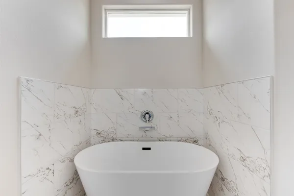 $1,700 | 8202 Homewood Lane, Unit A, Houston, TX 77028