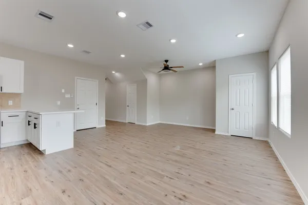 $1,700 | 8202 Homewood Lane, Unit A, Houston, TX 77028