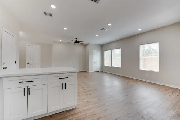 $1,700 | 8202 Homewood Lane, Unit A, Houston, TX 77028