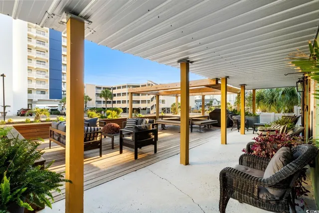 $1,350,000 | 2306 South Ocean Boulevard, North Myrtle Beach, SC 29582