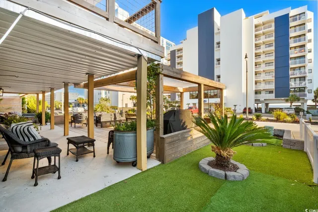 $1,350,000 | 2306 South Ocean Boulevard, North Myrtle Beach, SC 29582