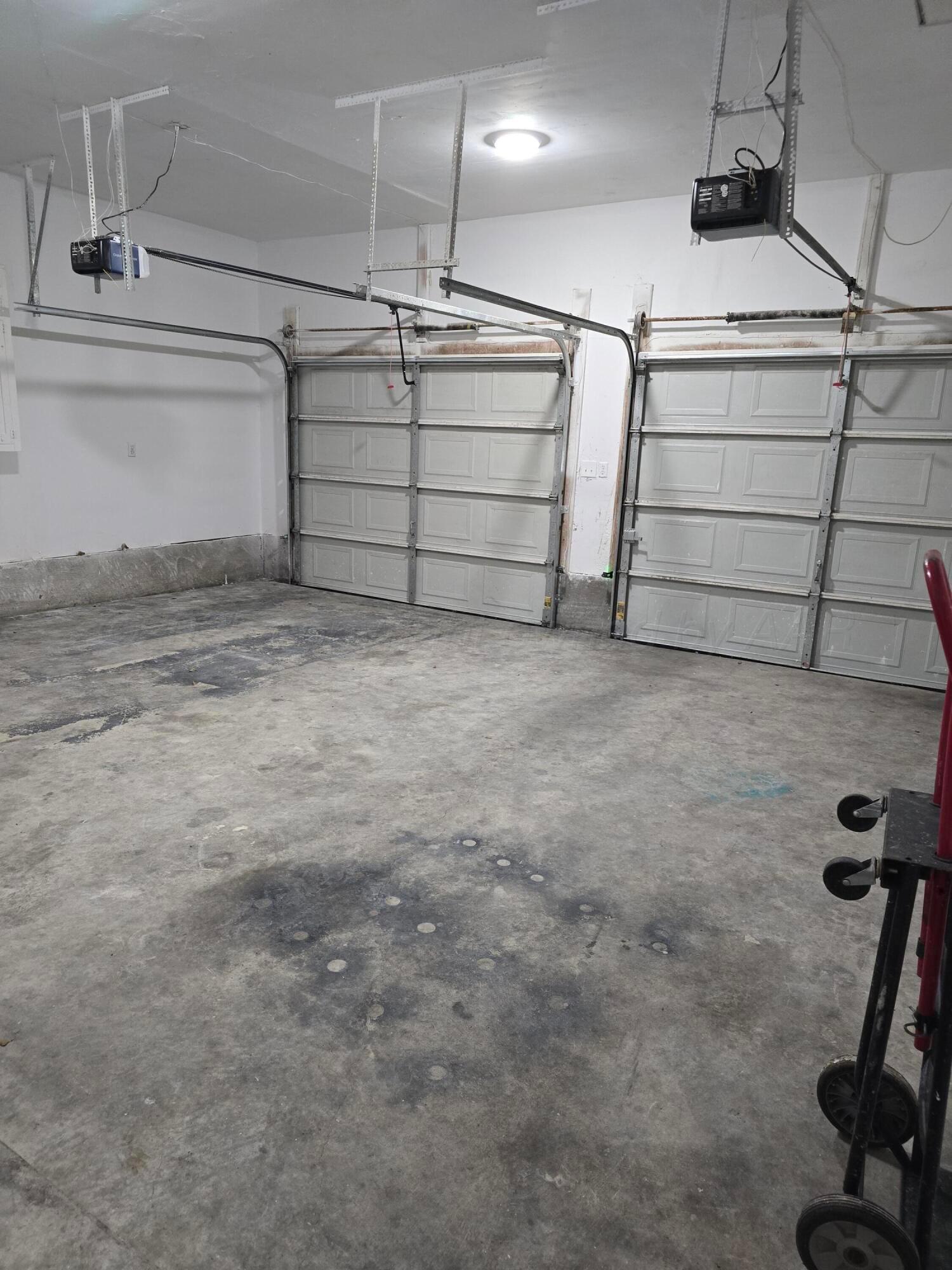 129 Pecan Street Borger, TX 79007 - Photo 23 of 23 a view of a garage