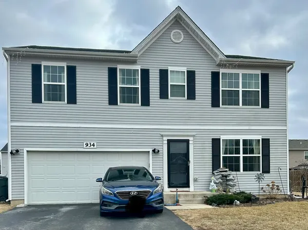 $394,000 | 934 Derby Drive, Plano, IL 60545