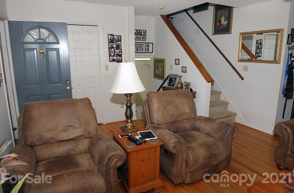 801 Fox Run Road Lexington, NC 27292 - Photo 4 of 20 Gallery Image 4