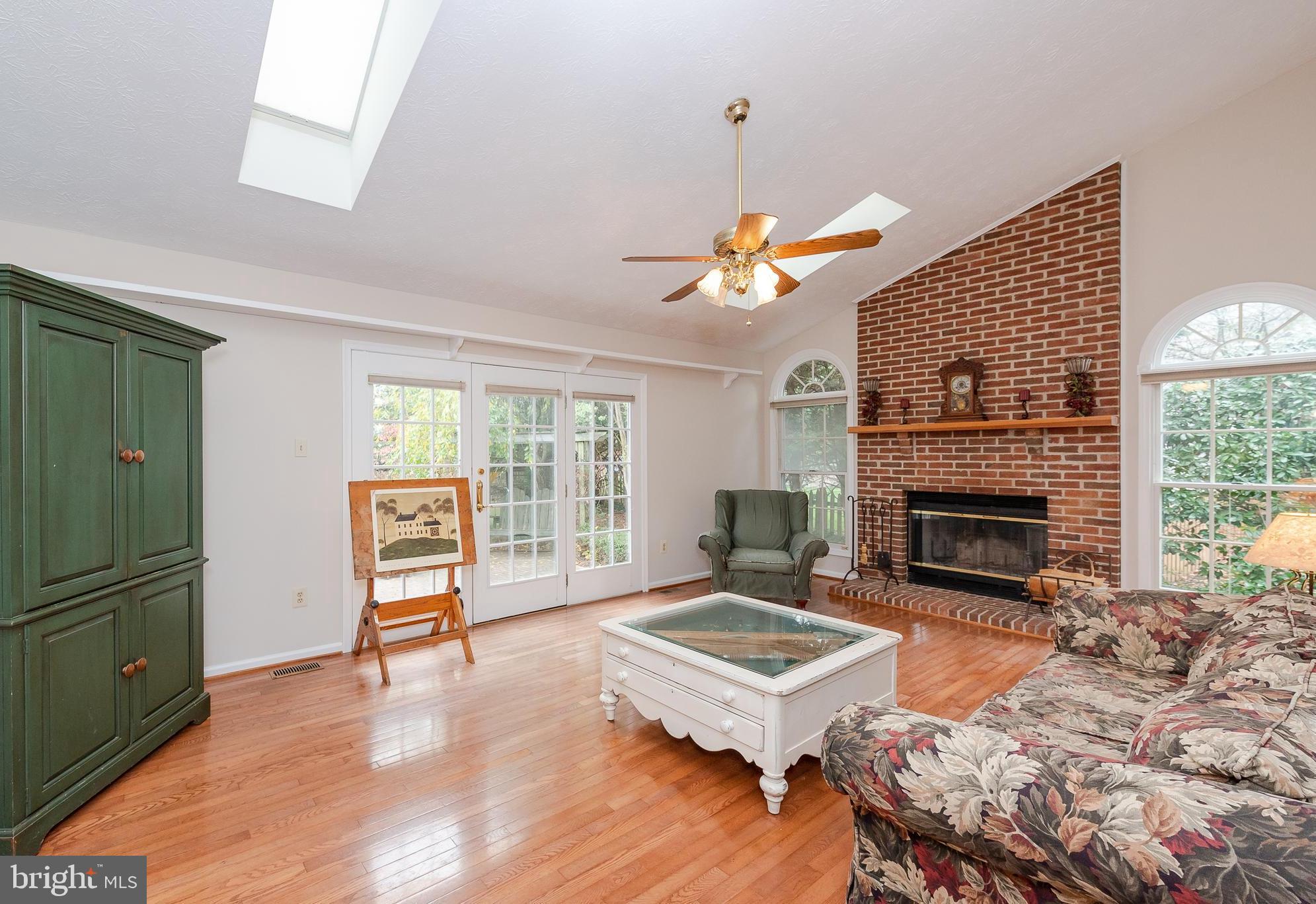 8364 Kings Heights Road Ellicott City, MD 21043 - Photo 2 of 48 Family Room