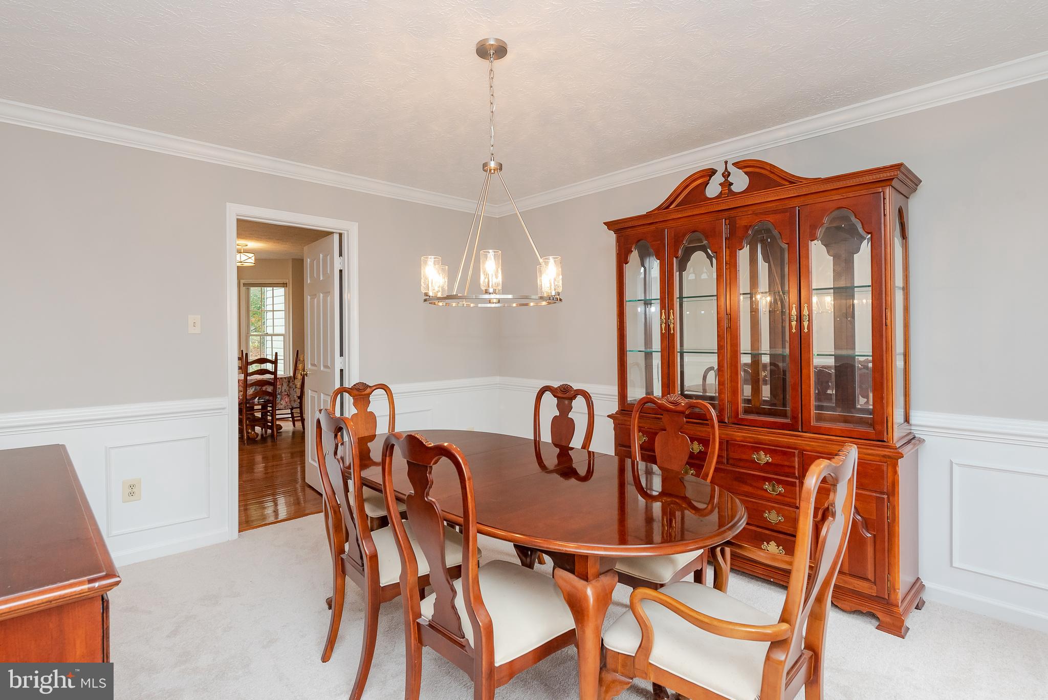 8364 Kings Heights Road Ellicott City, MD 21043 - Photo 12 of 48 Dining Room