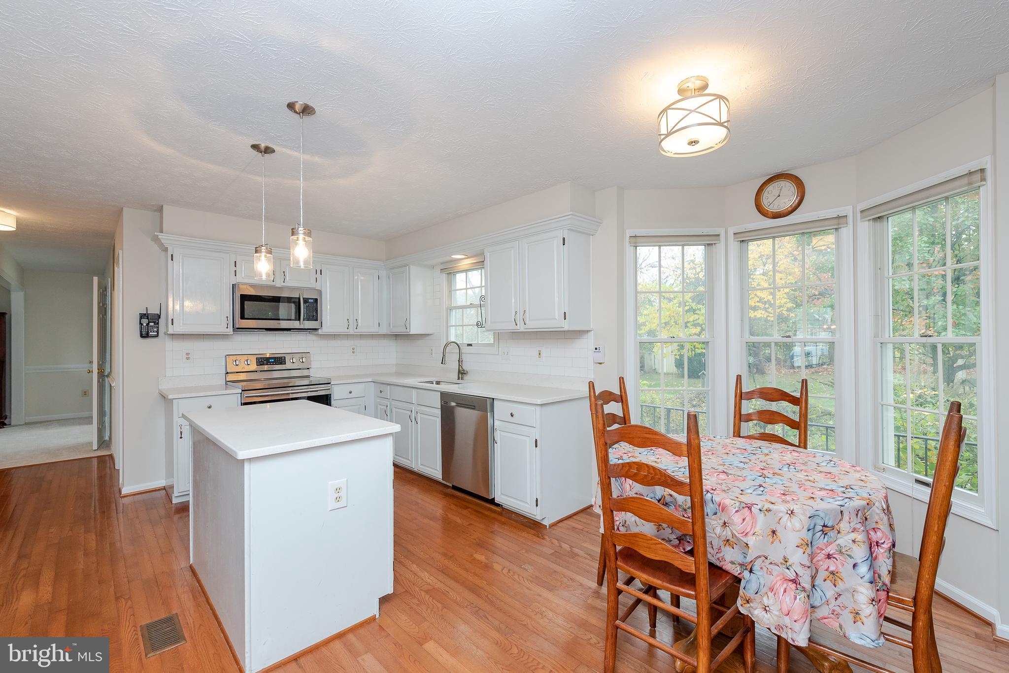 8364 Kings Heights Road Ellicott City, MD 21043 - Photo 13 of 48 Kitchen