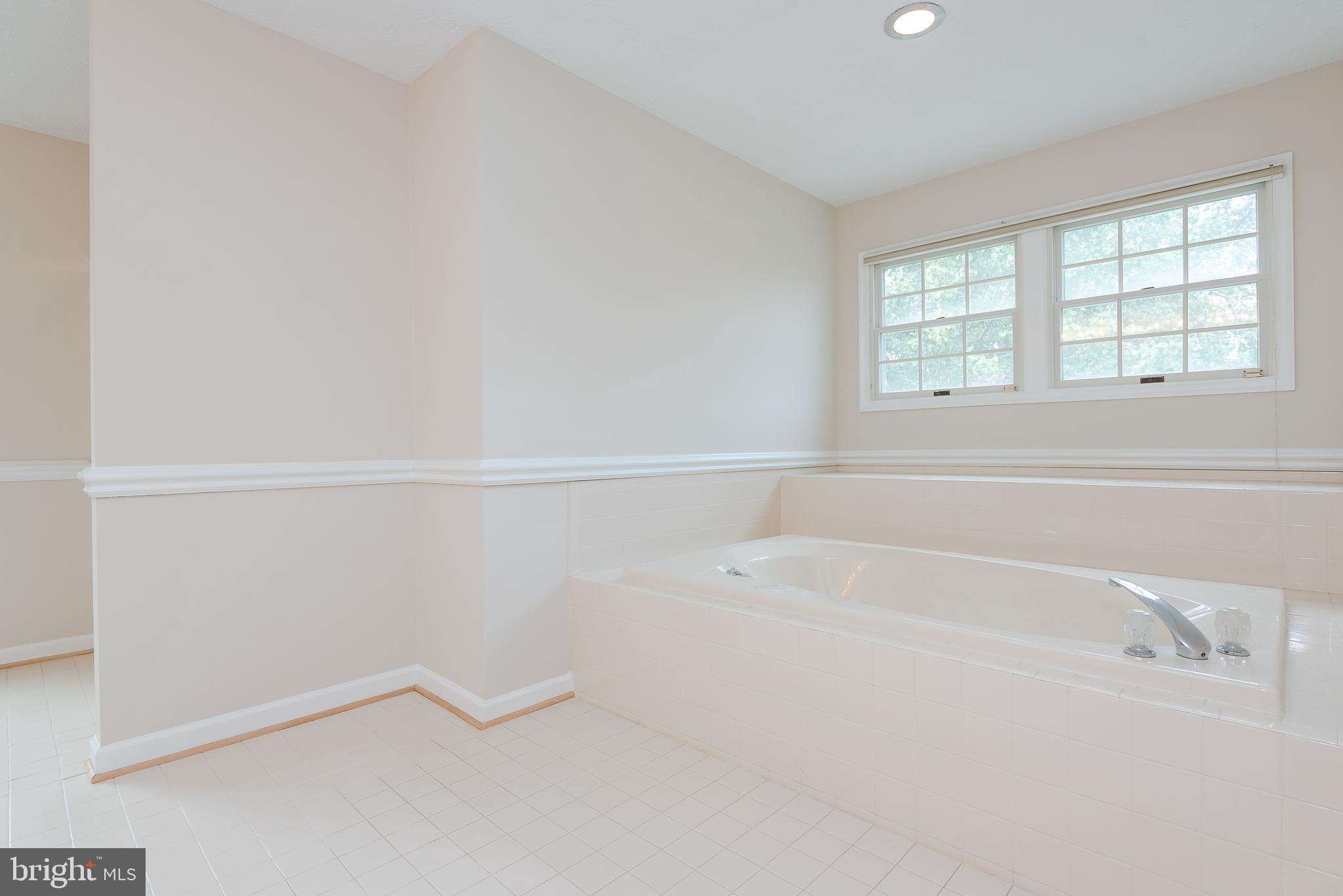 8364 Kings Heights Road Ellicott City, MD 21043 - Photo 25 of 48 Master Bathroom
