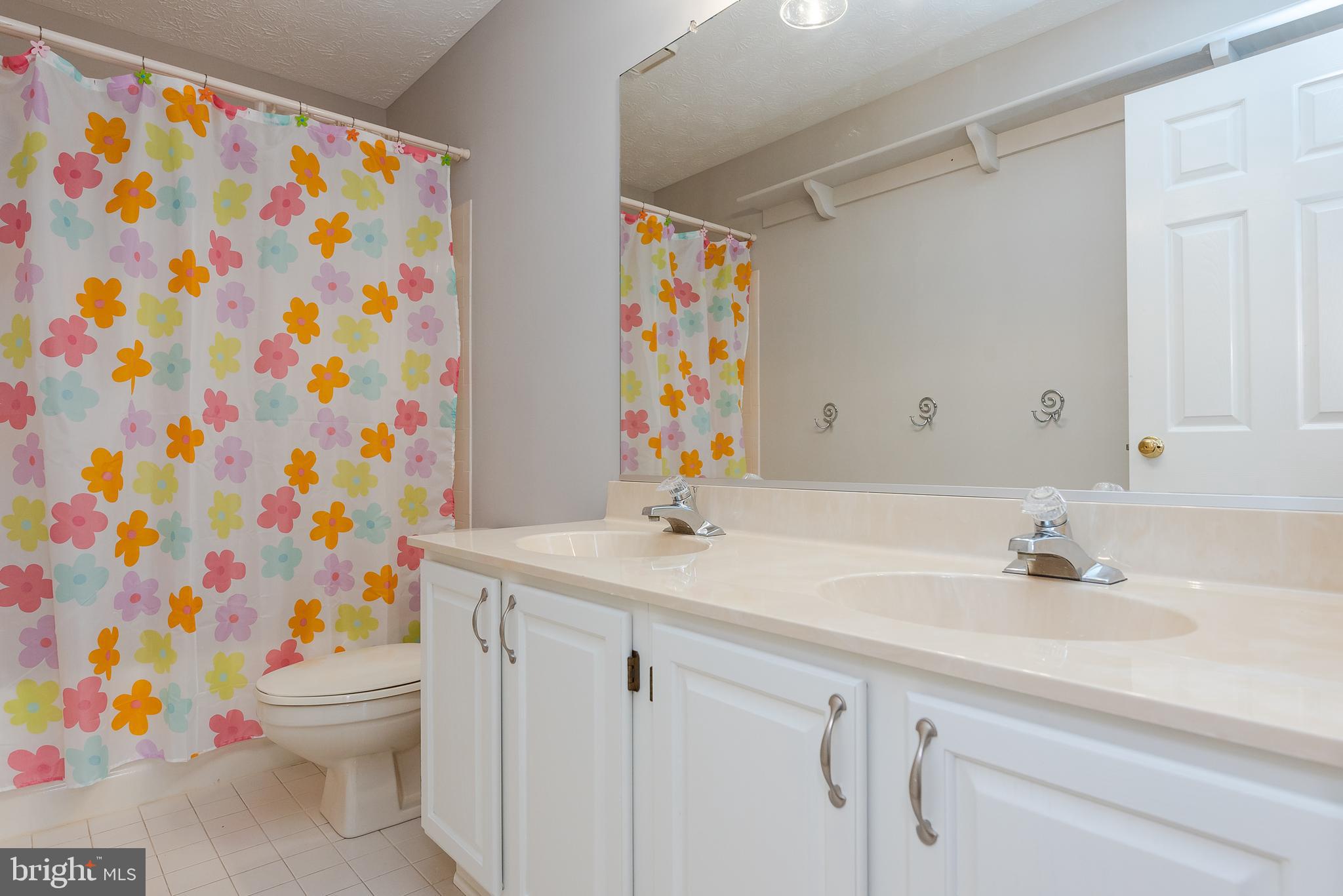 8364 Kings Heights Road Ellicott City, MD 21043 - Photo 30 of 48 Bathroom
