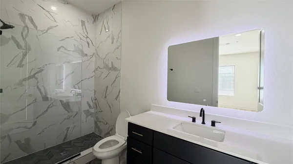 $1,695 | 4722 Old Spanish Trail, Unit B301, Houston, TX 77021