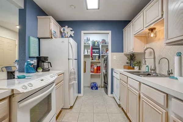 $238,000 | 3063 Hells Gate Loop, Unit 23, Strawn, TX 76475
