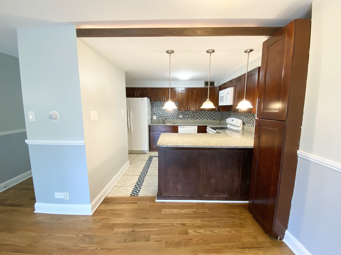 1567 Ridge Avenue, Unit 201 Evanston, IL 60201 - Photo 6 of 17