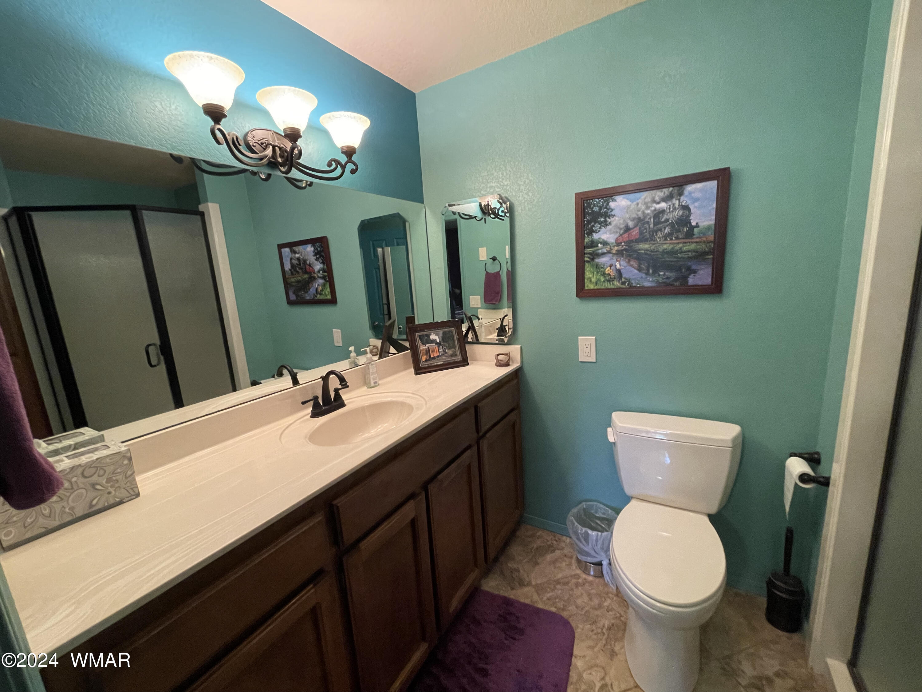 3933 Snow Circle Pinetop, AZ 85935 - Photo 21 of 25 2nd bedroom en-suite.